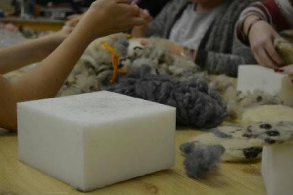 Z chumáča ovčej vlny