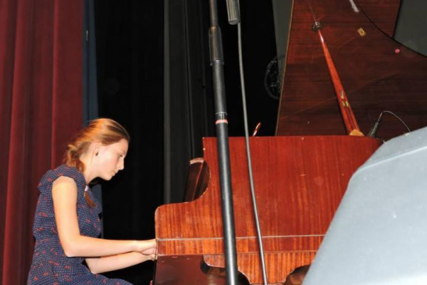 Výstava a vianočný koncert ZUŠ