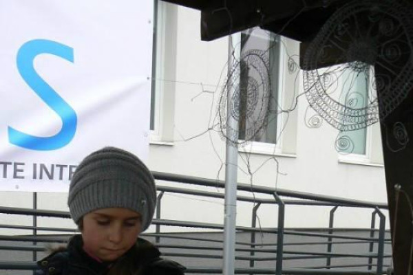 Zuškári na vianočnom trhu v Liptovskom Hrádku Námestie Františka Wisnera, 19. december 2015