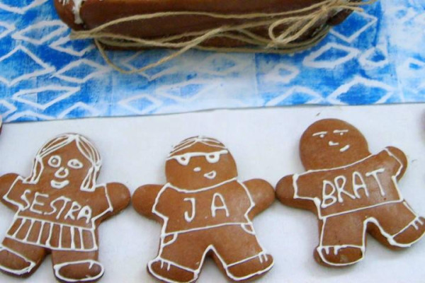 VOŇAVÉ VIANOCE 2015 - Zdobenie perníkov Hybe, 11.12.2015