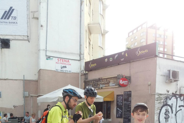 Žiaci výtvarného odboru na Dni parkov a záhrad v Bratislave