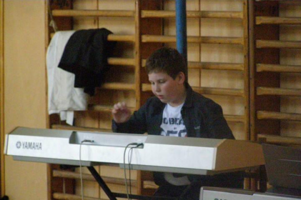 Výchovný koncert v Hybiach