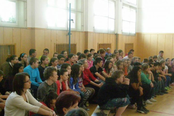 Výchovný koncert v Hybiach