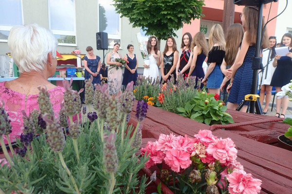 Odovzdávanie absolventských vysvedčení