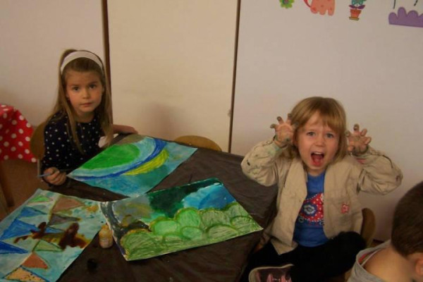 Štúdium výtvarného odboru v MŠ a ZŠ v Hybiach