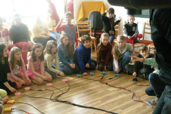 Muzikantské návštevy – druhý ročník - 1. apríla 2014, zúčastnili sa pedagógovia, hostia a žiaci hudobného odboru