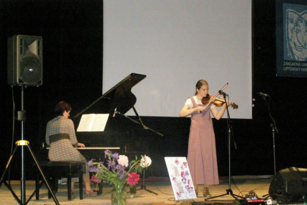 ABSOLVENTSKÝ KONCERT 4. jún 2014