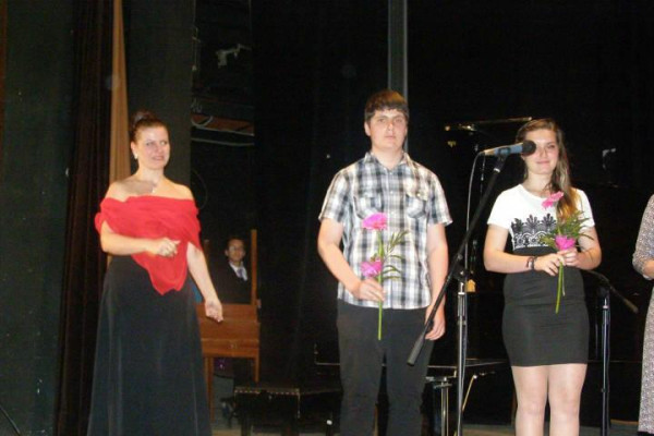 ABSOLVENTSKÝ KONCERT 4. jún 2014