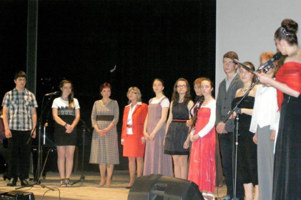 ABSOLVENTSKÝ KONCERT 4. jún 2014