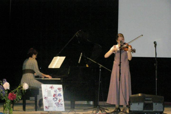 ABSOLVENTSKÝ KONCERT 4. jún 2014