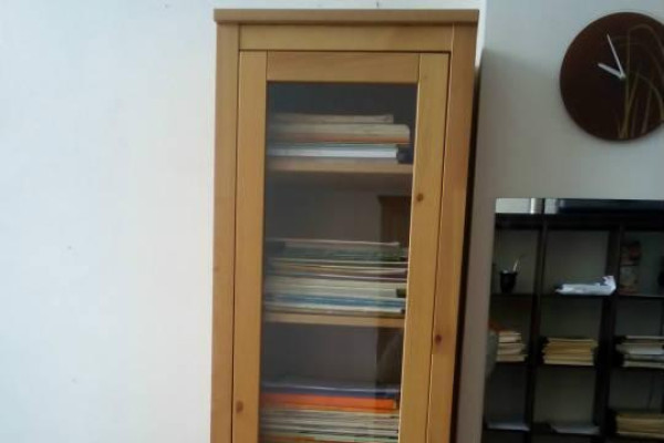 Naša ZUŠ sa môže pochváliť novým nábytkom.